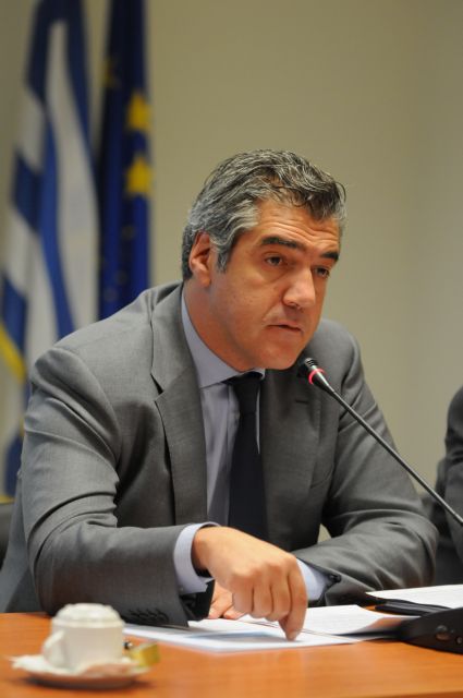 Επαφές του υπουργού Ναυτιλίας στο Λονδίνο για προσέλκυση επενδυτών