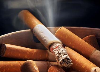 Δικαστήριο των ΗΠΑ υποχρεώνει εταιρείες καπνού να διαφημίσουν ότι έλεγαν ψέματα