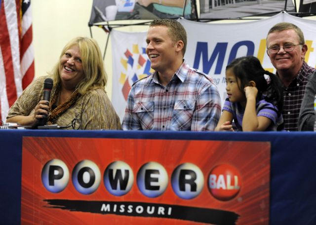 Ζευγάρι από το Μιζούρι κέρδισε 294 εκατ. δολάρια από αμερικανικό λόττο