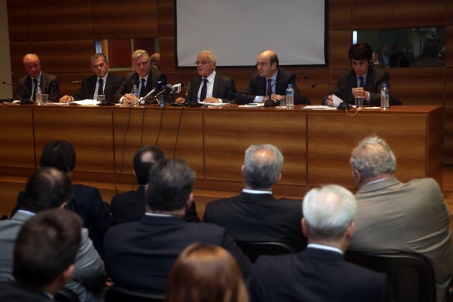 Σε άμεσα οφέλη 7 δισ. ευρώ από την πάταξη της γραφειοκρατίας ελπίζει η κυβέρνηση