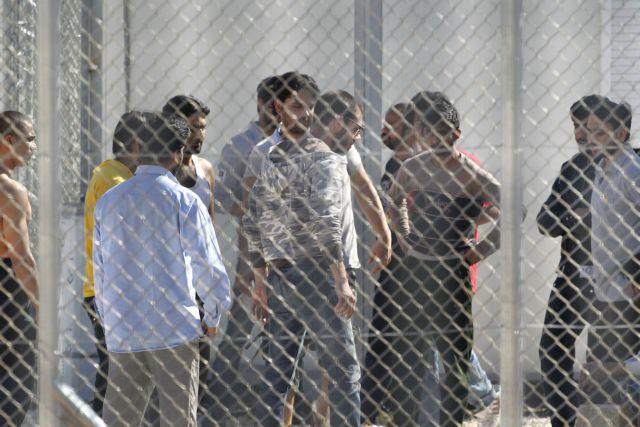 Τις συνθήκες στα κέντρα κράτησης μεταναστών καταδικάζει ο εισηγητής του ΟΗΕ