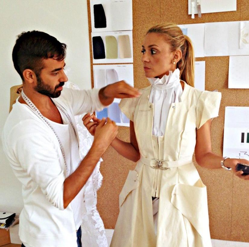 Backstage στο σόου του Konstantinos Melis by Laskos: τα ρούχα, η προετοιμασία, οι διάσημοι καλεσμένοι