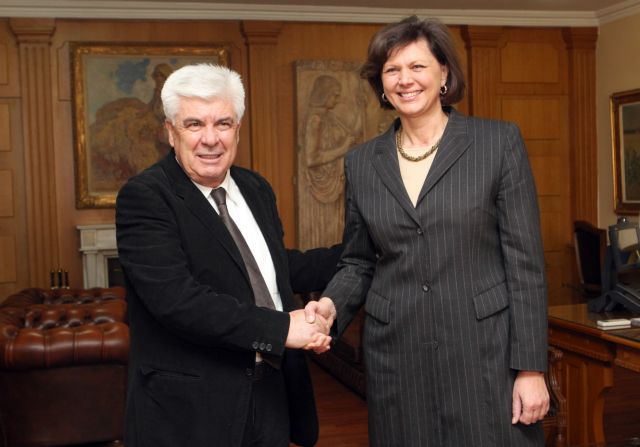 Σημαντικές προοπτικές για την ελληνική αγροτική παραγωγή βλέπει η Γερμανίδα υπουργός Γεωργίας