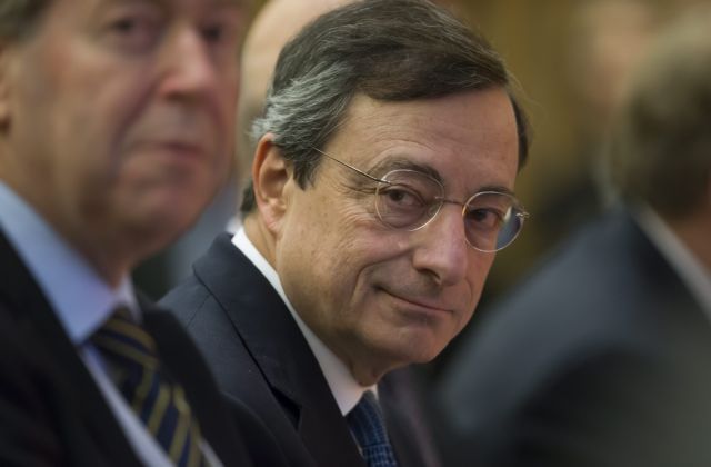 Κερδοσκοπικά κεφάλαια κατέγραψαν σημαντικές ζημιές από τα στοιχήματα κατά του ευρώ