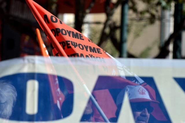 Συνεχίζουν και το Σαββατοκύριακο τις κινητοποιήσεις οι εργαζόμενοι στους δήμους