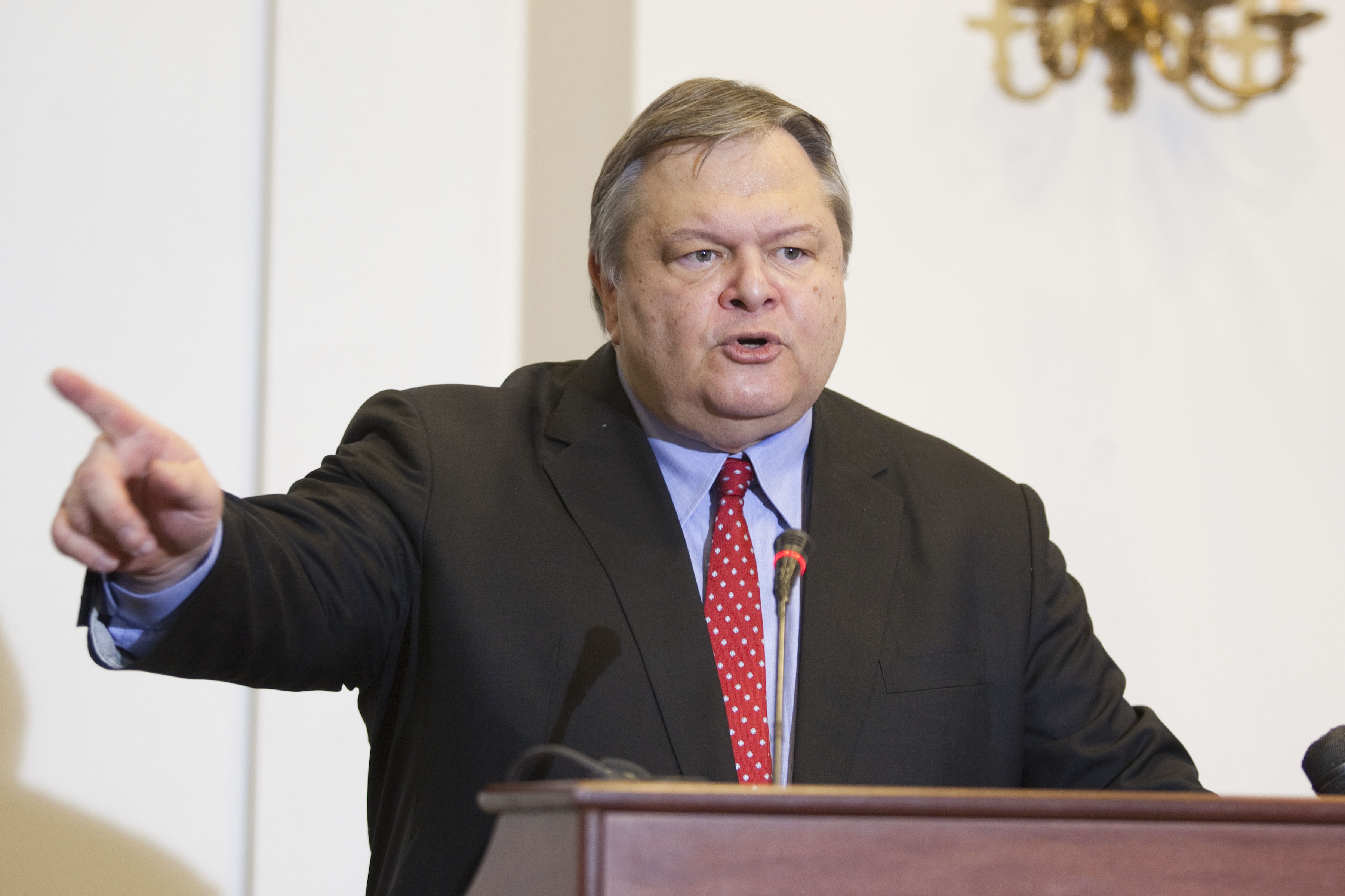 Αισιόδοξος για το φορολογικό και την επαναγορά ομολόγων ο Ευ.Βενιζέλος