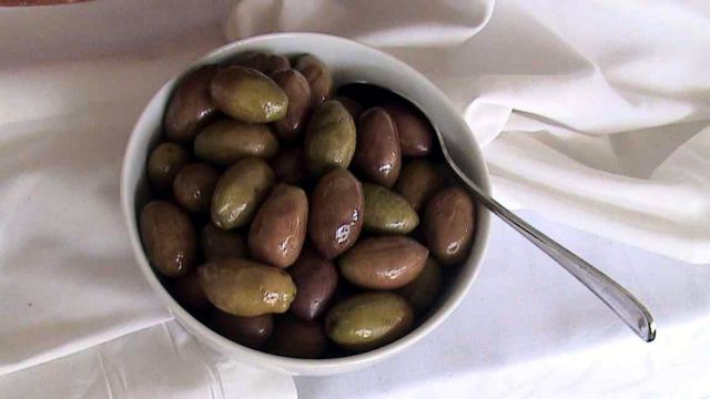 Ελιές εμπλουτισμένες με προβιοτικά δημιούργησαν Έλληνες επιστήμονες