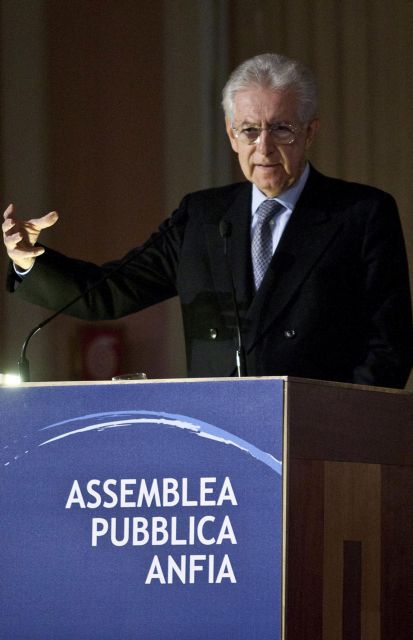 Προειδοποιήσεις Μόντι για τις εξαγγελίες του Μπερλουσκόνι ότι θα «αλλάξουν όλα»