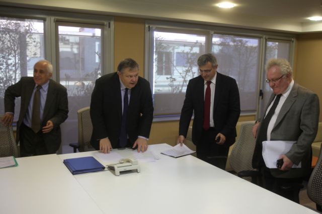 Συνάντηση Βενιζέλου – Ρουπακιώτη για την αντιμετώπιση της ρατσιστικής βίας