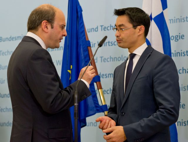 Δεν υπάρχουν πια τα εμπόδια του παρελθόντος, λέει ο Φίλιπ Ρέσλερ για την Ελλάδα