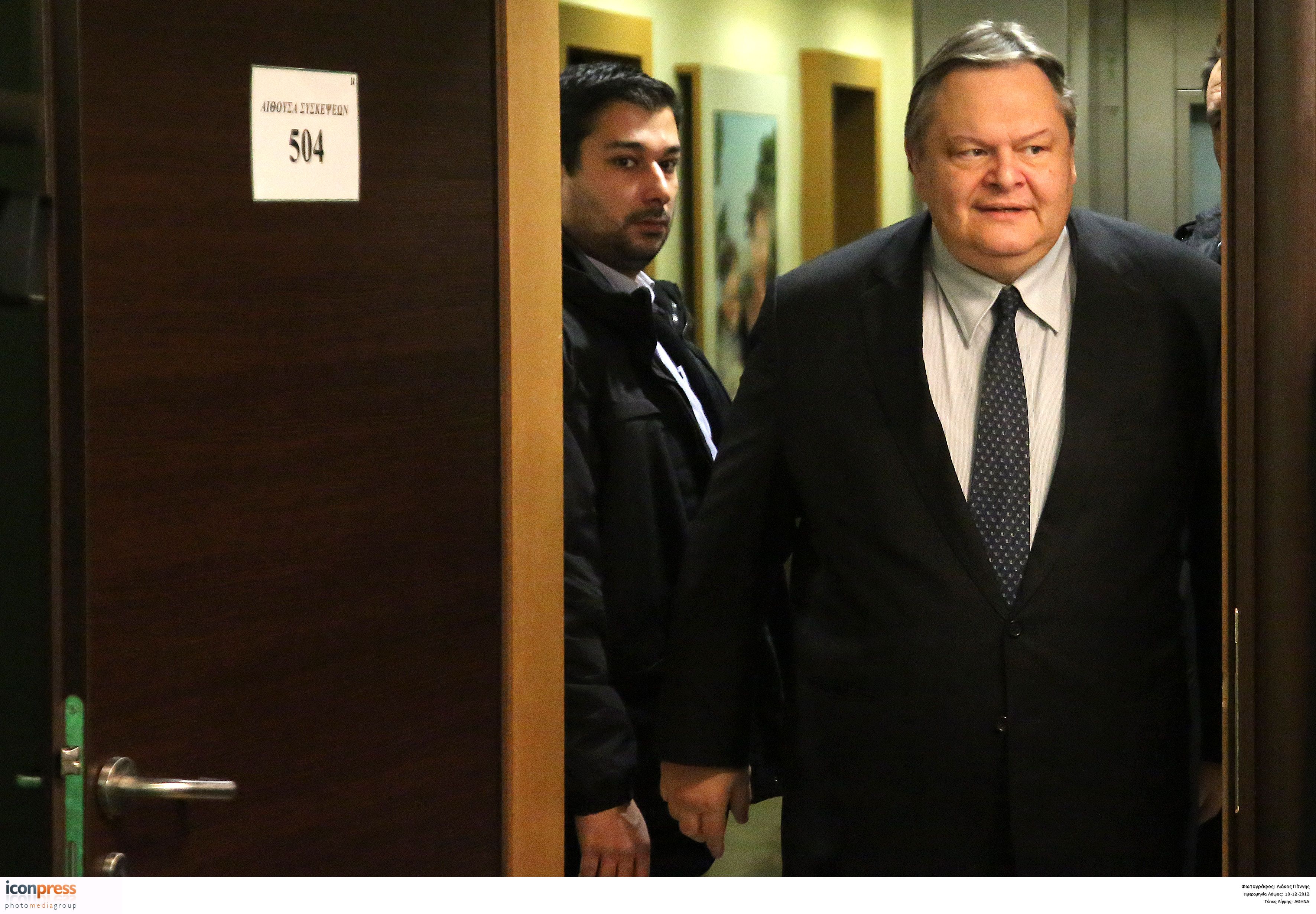 Ξεπέρασε κάθε όριο η χυδαιότητα του ΣΥΡΙΖΑ, λέει το ΠΑΣΟΚ για την υπόθεση Λαυρεντιάδη