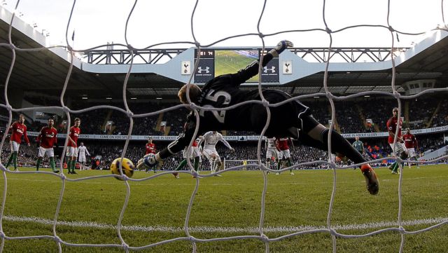 Δύσκολη νίκη της Τότεναμ επί της Σουόνσι, «Χ» για τις δύο… Γουέστ