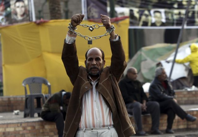 Σε νέες διαδηλώσεις κατά του Συντάγματος καλεί η αντιπολίτευση στην Αίγυπτο