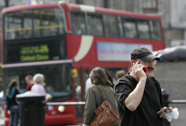 Όταν ταξιδεύετε, θα μπορείτε να επιλέγετε άλλο πάροχο για το roaming
