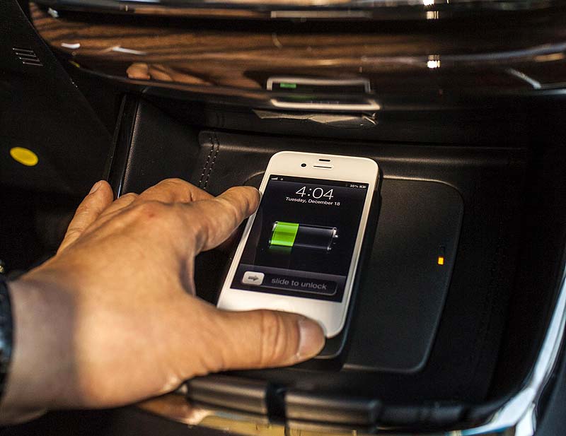 Σύστημα ασύρματης φόρτισης συσκευών από την Toyota