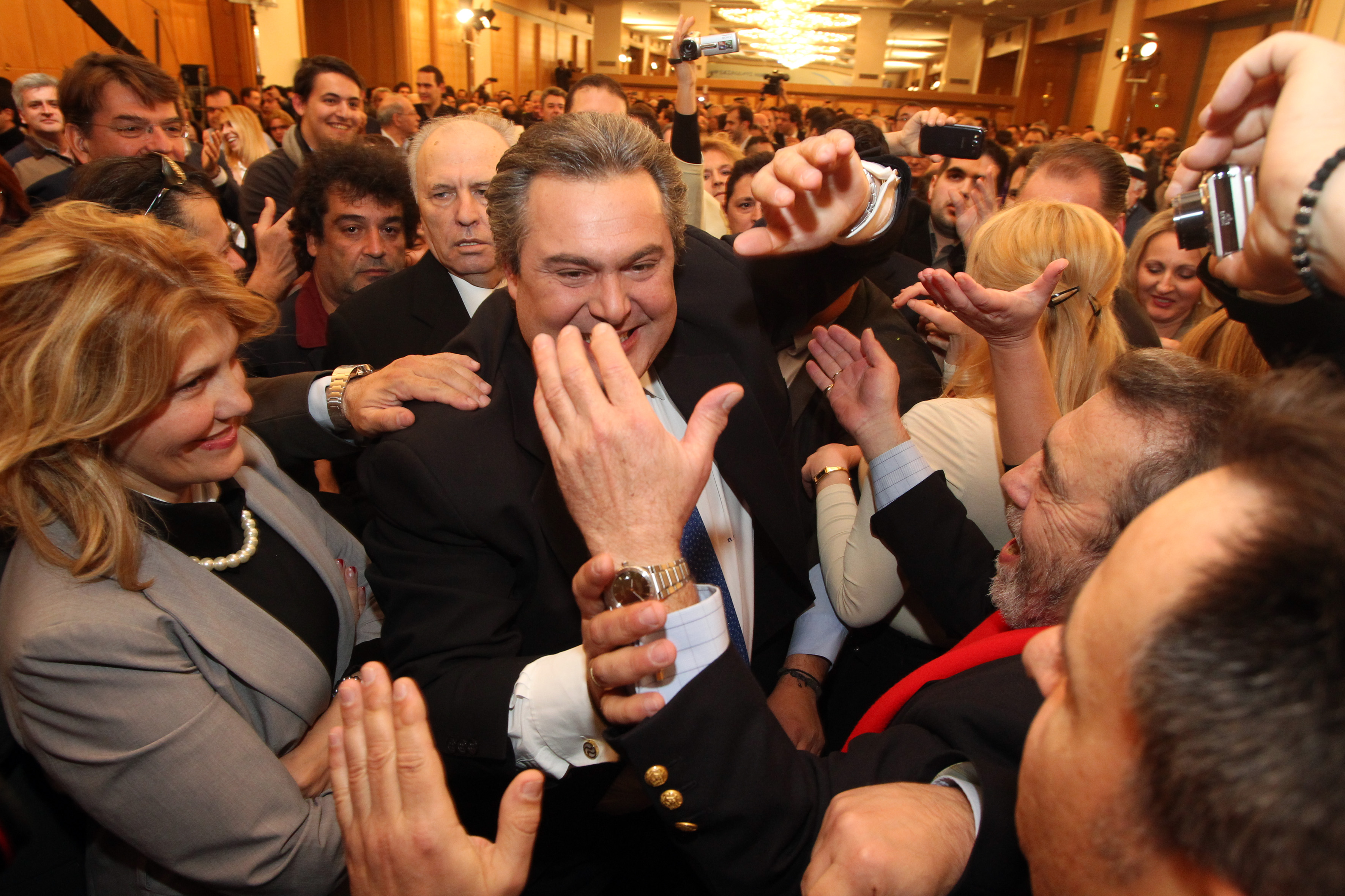 Πατριωτικό δημοκρατικό τόξο για τη διακυβέρνηση της χώρας ζήτησε ο Πάνος Καμμένος