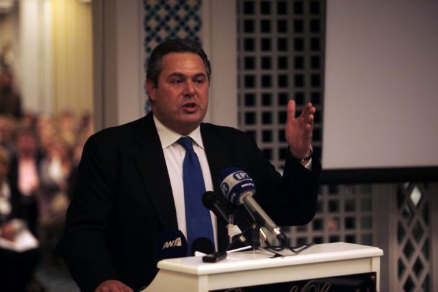 Καλή λευτεριά, ευχήθηκε ο Π.Καμμένος μετά τα κάλαντα από Κρητικούς και Πόντιους