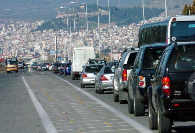 Αυξημένη κατά 50% η έξοδος των εκδρομέων στα οδικά δίκτυα για τα Χριστούγεννα