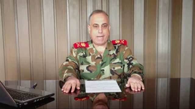 Αυτομόλησε ο επικεφαλής της συριακής στρατονομίας ενώ ο εμφύλιος μαίνεται