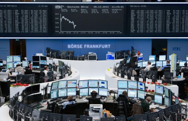 Σε αρνητικό έδαφος έκλεισαν την Παρασκευή Νέα Υόρκη και Ευρώπη