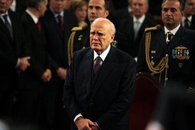 Σκληρή επίθεση της Χρυσής Αυγής στον Κάρολο Παπούλια