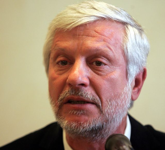 «Πυρά» ΣΥΡΙΖΑ κατά του Π.Τατούλη για τις καταστροφές καταυλισμών Ρομά