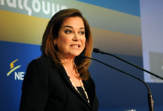 Στοιχεία για τα έσοδα από τον ΕΦΚ στο πετρέλαιο θέρμανσης ζητεί η Ντ.Μπακογιάννη