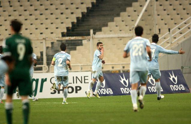 Ποδαρικό με το… αριστερό για Παναθηναϊκό και ΑΕΚ