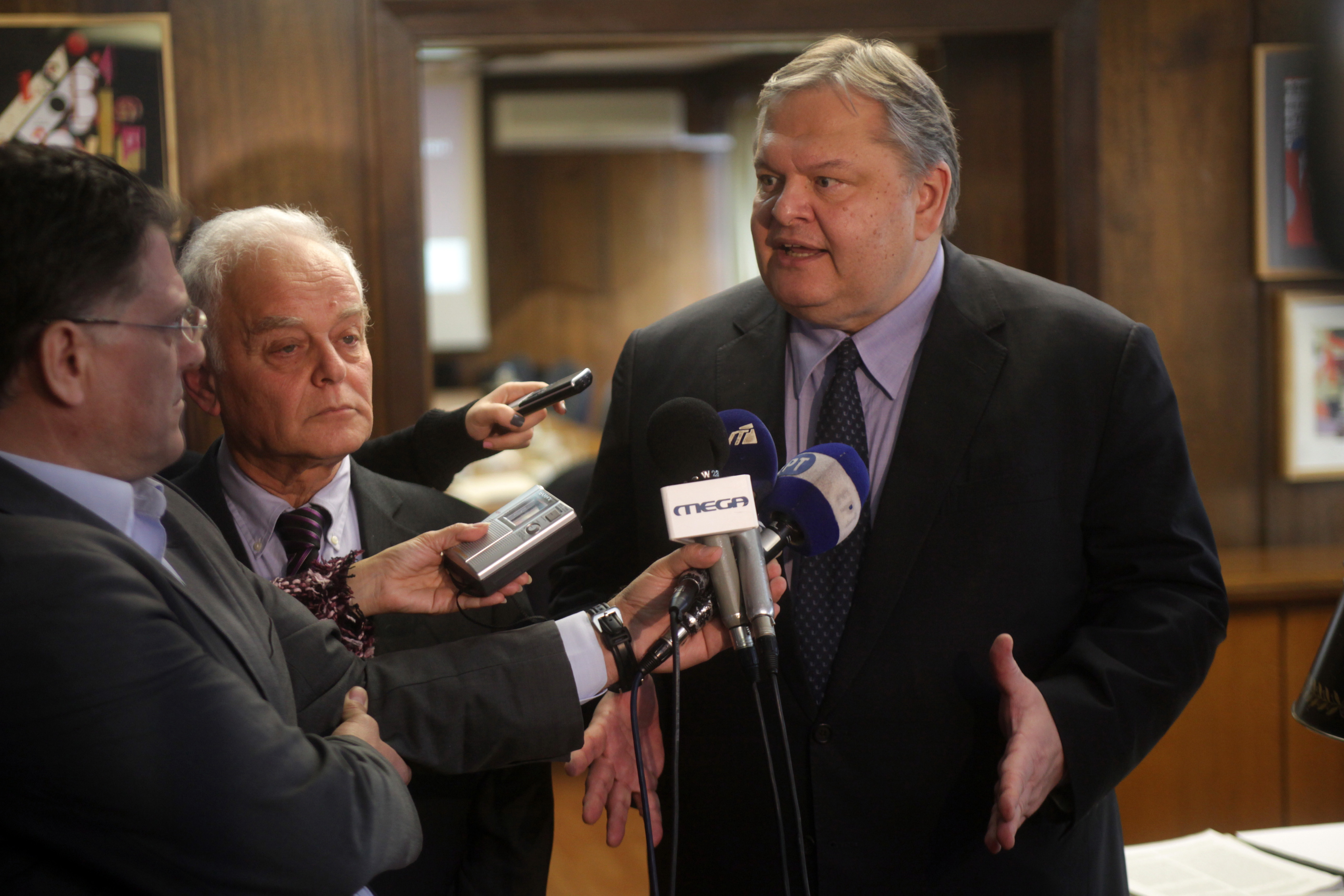 Πολιτικό ρεσάλτο καταλογίζει στον ΣΥΡΙΖΑ ο Ευάγγελος Βενιζέλος