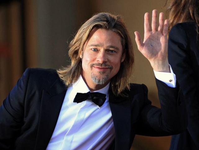 Ο Μπραντ Πιτ… τιτιβίζει στους Κινέζους ότι έρχεται και προκαλεί ποικίλα σχόλια