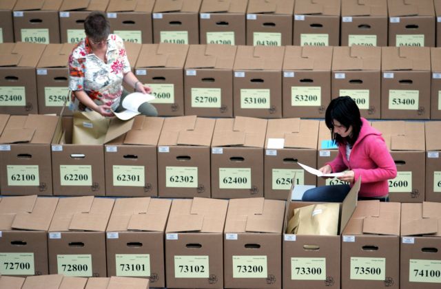 «Πετάει» η Μέρκελ, βυθίζονται οι Φιλελεύθεροι στις δημοσκοπήσεις