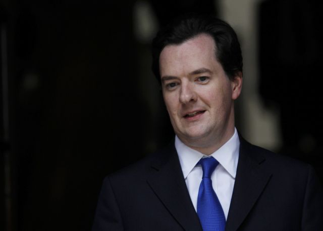 Με αποχώρηση από την Ευρωπαϊκή Ένωση απειλεί η Βρετανία