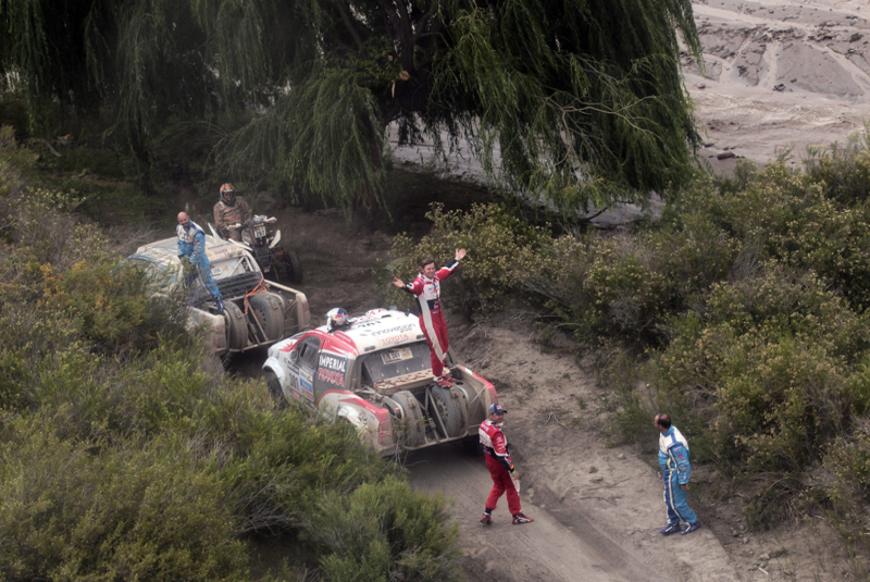 Ράλλυ Dakar 2013-8η ημέρα: Οι D.Costau και S. Peterhansel επικράτησαν στο χάος