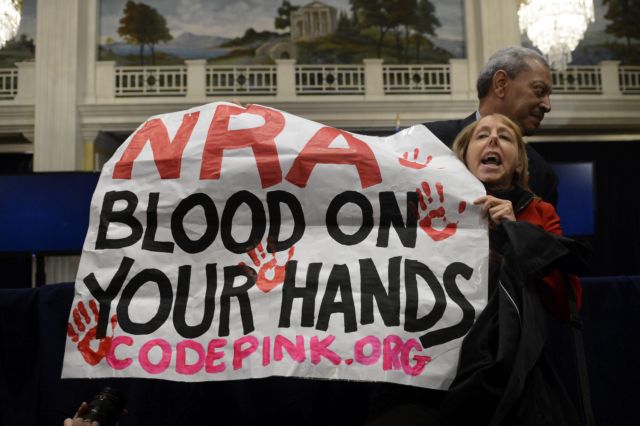 Βιντεοπαιχνίδι σκοποβολής παρουσιάζει το λόμπι της οπλοκατοχής στις ΗΠΑ