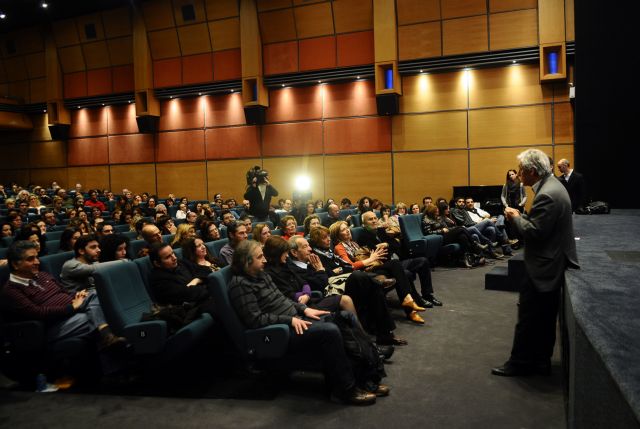 Μυστική Πρεμιέρα του «Κεφαλαίου» παρουσία του Κώστα Γαβρά