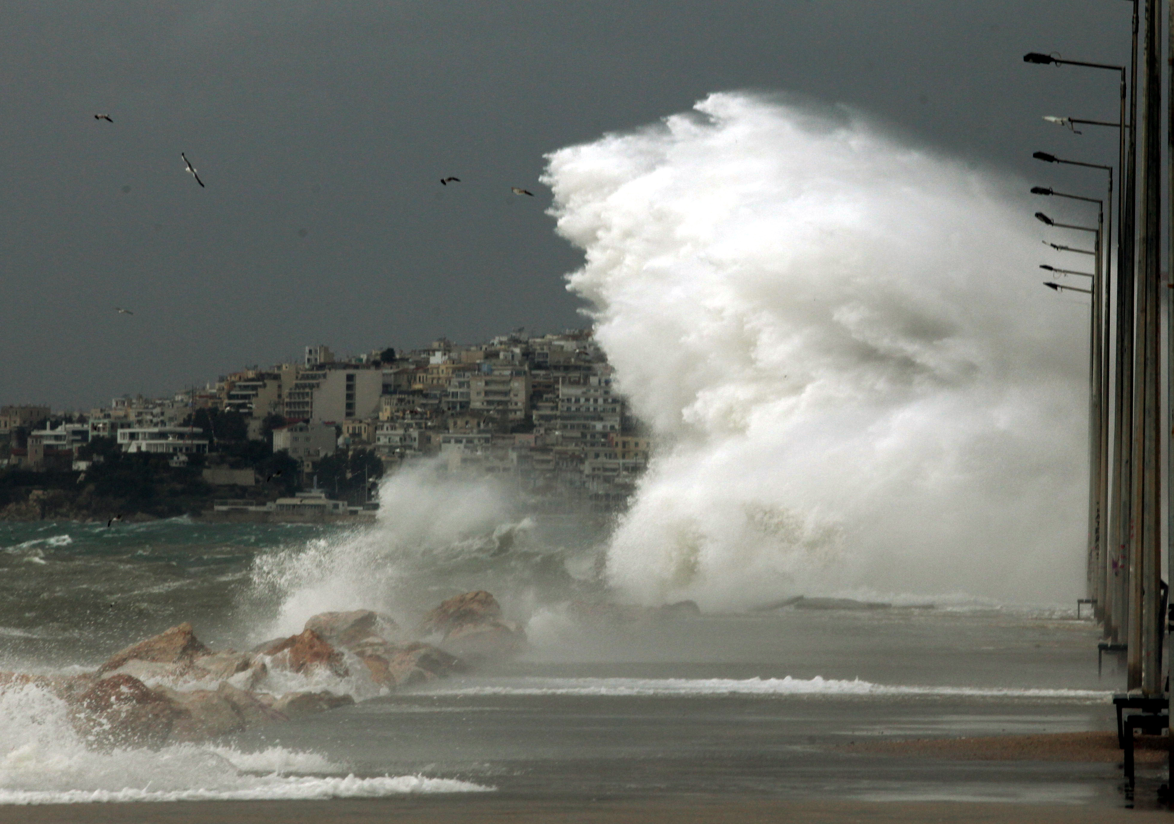 Μεταβολή του καιρού από το βράδυ με ισχυρές βροχές και θυελλώδεις ανέμους