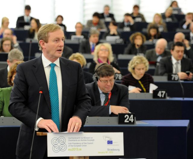 Η Ιρλανδία θα βγει από το Μνημόνιο έως το τέλος του έτους, λέει ο Έντα Κένι