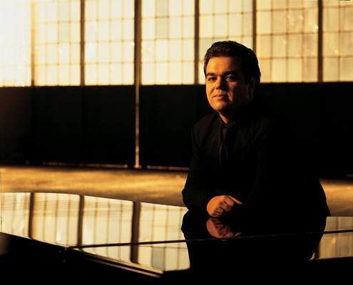 Στο Μέγαρο Μουσικής ο διάσημος πιανίστας Αρκάντι Βόλοντος στις 22 Ιανουαρίου