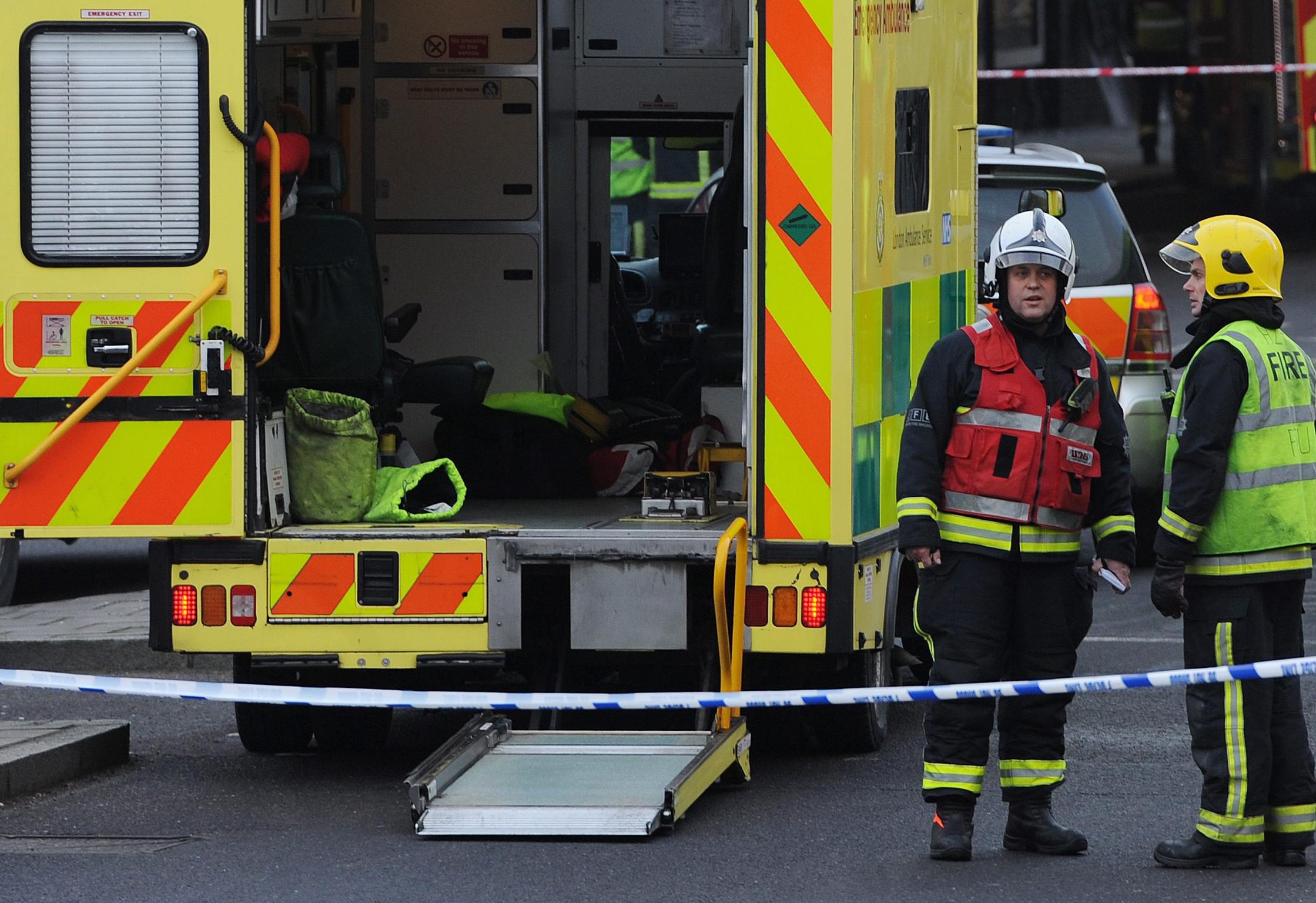 Πυροσβέστης δίνει την «τελική σπρωξιά» σε υποψήφιο αυτόχειρα