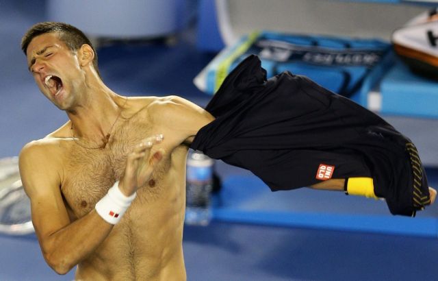 Πρόκριση Τζόκοβιτς μετά μαραθώνιο πέντε ωρών