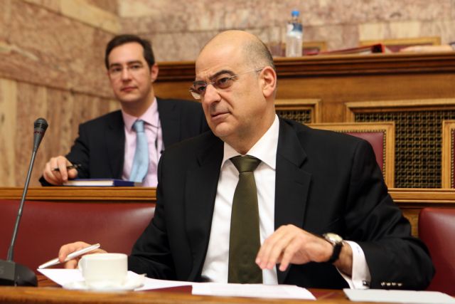 «Πόλεμος» Δένδια-ΣΥΡΙΖΑ με φόντο τις δηλώσεις περί νομιμότητας