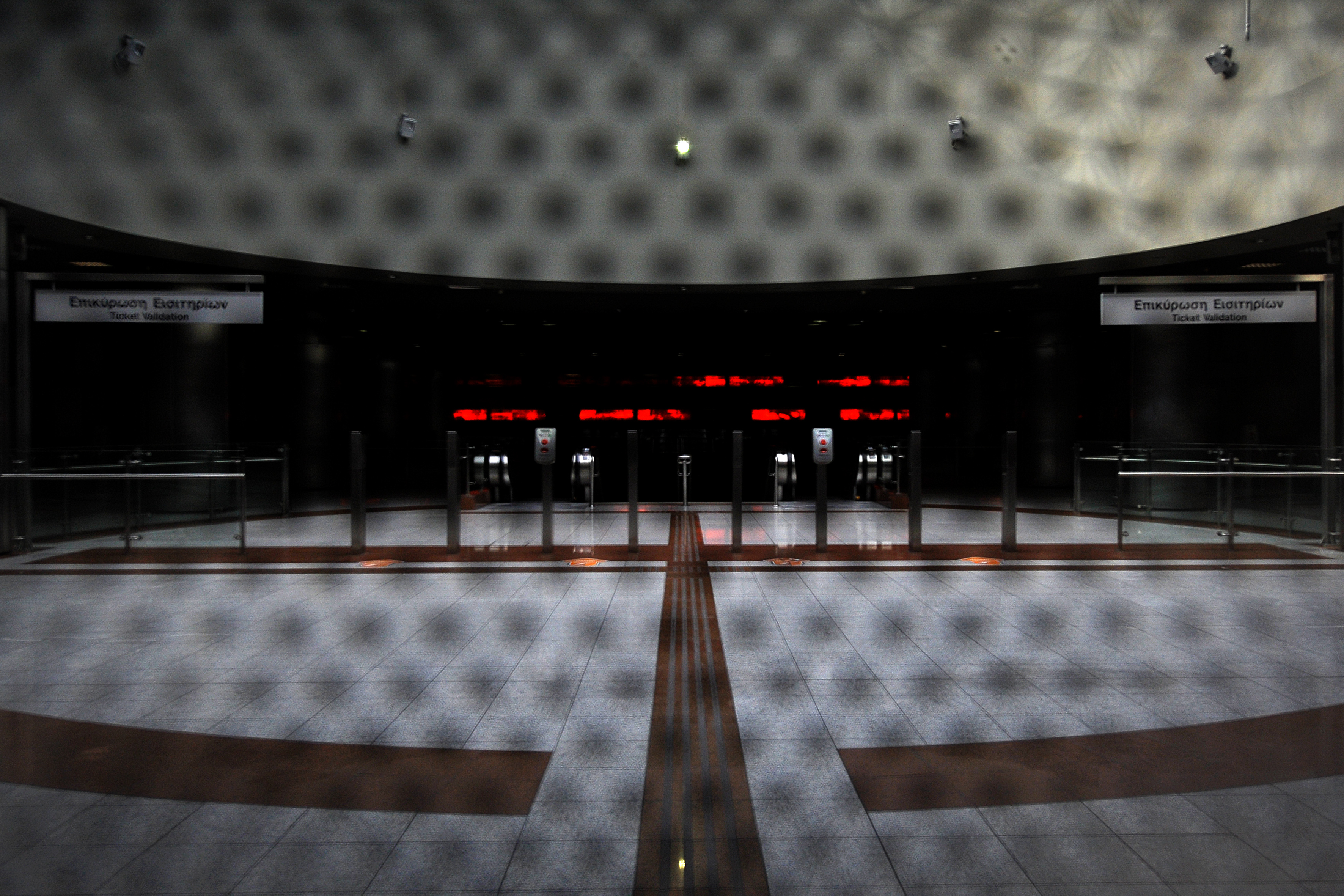 Τελεσίγραφο της κυβέρνησης για τις κινητοποιήσεις στα μέσα μεταφοράς