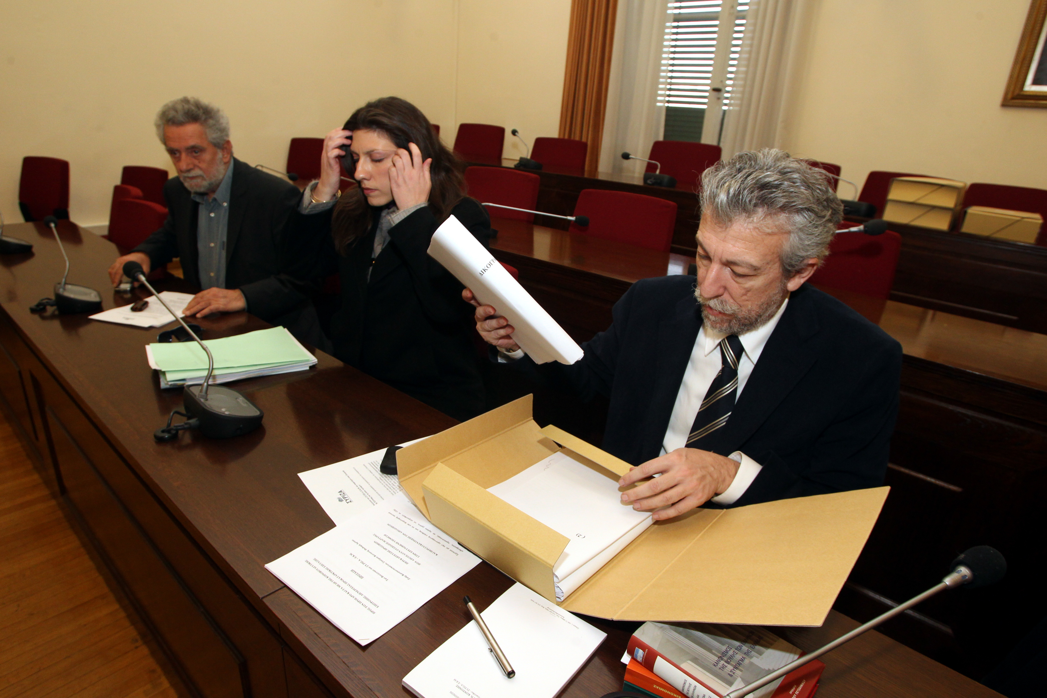 Νέες κόντρες στην προανακριτική, τα «φώτα» του θα δώσει ο Μ.Σφακιανάκης