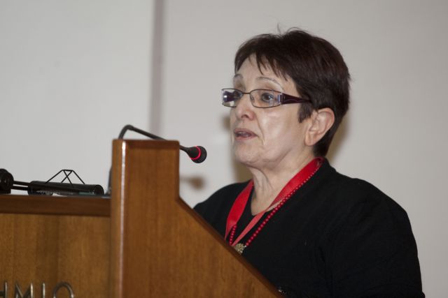 «Να μην ελπίζει ο λαός στον καλό κ.Τόμσεν, έρχονται χειρότερα μέτρα» λέει η Αλ.Παπαρήγα