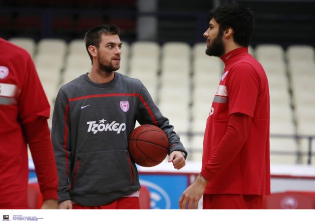 Σοκ στον Ολυμπιακό νοκ άουτ ο Μάντζαρης για φέτος!