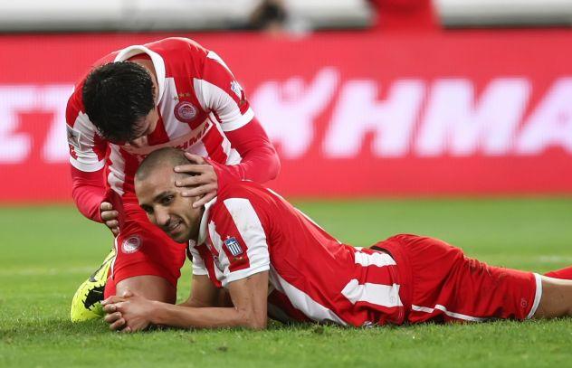 Μένει στον Ολυμπιακό ο Τζιμπούρ, ανανεώνει για ακόμα τρία χρόνια