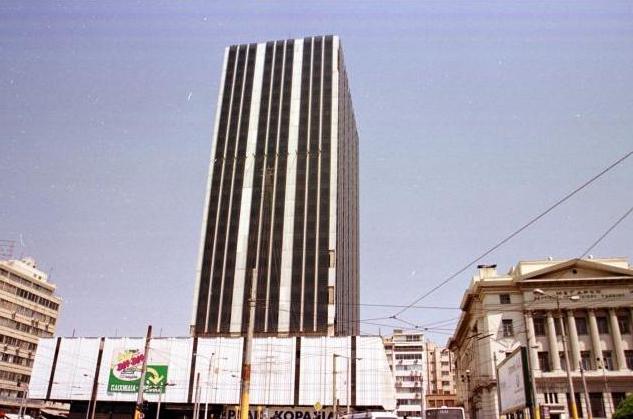 Προς παραχώρηση για 40 έτη το δημαρχείο και ο πύργος Πειραιά