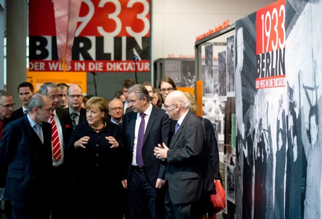 «Διαρκής η ευθύνη μας» λέει η Μέρκελ στην 80ή επέτειο ανόδου του Χίτλερ