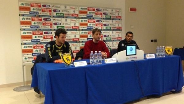 Η Κιέβο Βερόνα παρουσίασε τον Νίκο Σπυρόπουλο