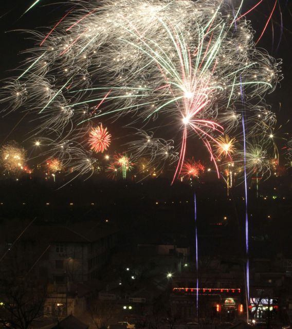 Λιγότερα πυροτεχνήματα για το νέο έτος ζητά το Πεκίνο λόγω ρύπανσης